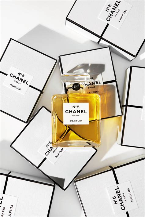 profumo chanel n 5 differenza con black opium|Chanel No 5 Eau de Parfum di Chanel da donna .